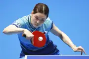 日本女子、6大会連続銀メダル 中国に2-3で惜敗、世界卓球団体戦