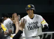 ソフトバンク快勝、山本祐が初本塁打 日本ハムに6連敗