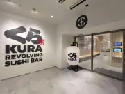 くら寿司、大阪で万博店を再現したメモリアル店が人気　世界70カ国の料理提供