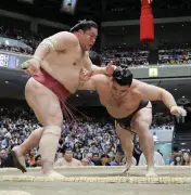 霧島が唯一の7連勝、琴桜は5敗目で1敗に3人迫る