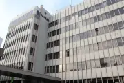 岐阜市の民家で火災、84歳女性が軽傷 隣接建物も一部焼く