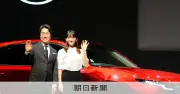 マツダ、9年ぶりに「CX-5」全面刷新 綾瀬はるかさんを起用し若年層開拓へ
