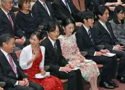秋篠宮ご一家、パラグアイハープ「アルパ」の演奏を鑑賞
