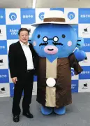 千葉県我孫子市、夏仕様の新型「うなきちさん」着ぐるみ公開　軽量化で快適に