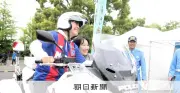 警視庁など、サッカー会場で暴力団追放を呼びかけ「交際しないで」