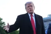 トランプ大統領、ガソリン税一時停止を検討　議会承認が必要