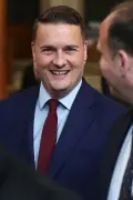 英保健相が近く辞任か、スターマー首相に対抗し党首選準備