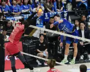 大阪Ｂがサントリーにフルセット勝ち、１勝１敗に　バレーボールＳＶリーグ決勝