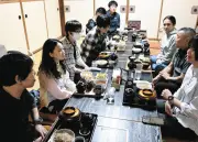 福井県勝山市に県立大キャンパス完成、恐竜学部生を市全体で応援