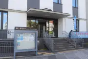 荷役作業中のフィリピン人男性、ベルトコンベヤーから転落し死亡