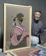 栃木の建具職人が組子細工で歌麿の美人画に挑戦、新作完成