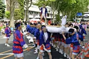 東北絆まつりが盛岡で開幕、福島わらじまつりが大わらじ披露