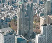 東京都委託先職員、一時保護の少女とわいせつ行為で逮捕