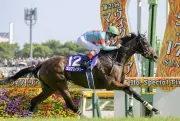 エンブロイダリーがヴィクトリアマイル優勝、ルメール騎手はG1通算60勝