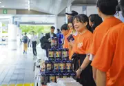 篠島中修学旅行で特産品販売、島の魅力を全力PR 夢の国満喫後も奮闘