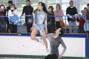 閉館のイヨテツSCで島田高志郎が演技 別れ惜しむ市民