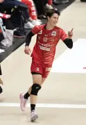 サントリーがSVリーグ決勝第1戦を制す、大阪Bに3-1で先勝