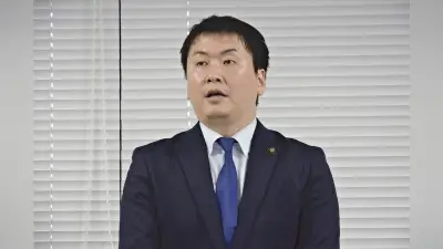 伊賀市長、女性市議とアパートで10回面会も不倫否定 続投表明