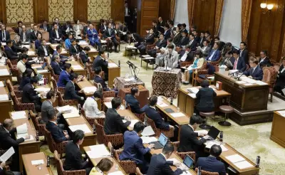 首相、消費減税巡り「結論先取りせず」課題克服へ検討継続