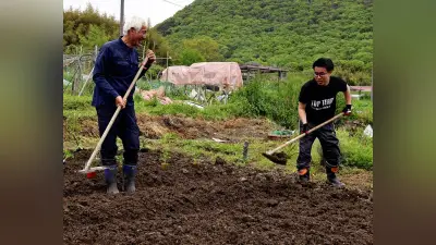 畝作り泥まみれ奮闘記　農業初心者記者が挑む