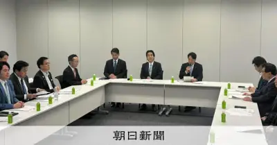 政府、給付付き税額控除で軌道修正 将来の税額控除も検討へ