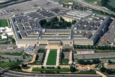米国防総省本部が一部封鎖、危険物処理班が対応