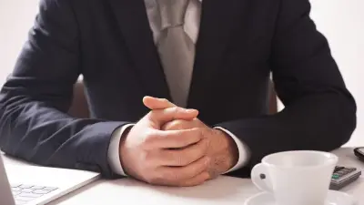 40代で捨てるべき無駄な努力とは？人生後半の幸福度を上げる戦略