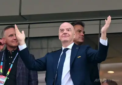 FIFA会長のW杯プライベートジェット移動に批判、1時間で一般人1年分のCO2