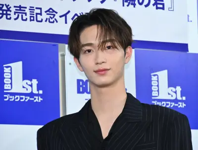 野村康太、デートは沖縄で！1stフォトブック『隣の君』発売記念イベント