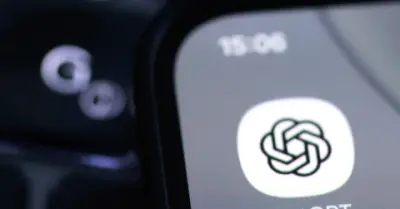 OpenAI、ChatGPTを「スーパーアプリ」化へ　収益性向上と上場計画