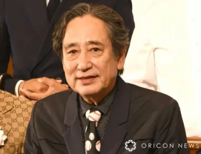 ルー大柴72歳、昔のパスポート写真が伊東純也似でネット衝撃