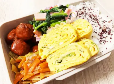夏の弁当保存、保冷剤は上に置くのが正解！JA全農広報部が解説