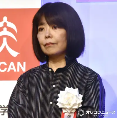 俵万智氏「四年に一度」の短歌再掲に共感殺到「あるあるw」「生産性ゼロ」