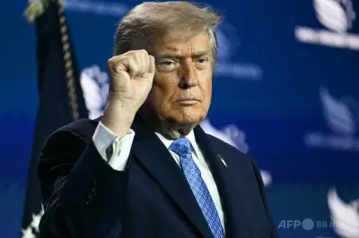 トランプ氏、民主党を「神を信じぬ共産主義者」と批判 宗教右派演説で