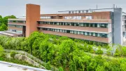 【2026年版】有名400社就職に強い大学トップ50、1位は豊田工業大学で実就職率57.6%