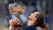 ズベレフ、全仏オープン初優勝 四大大会4度目決勝で悲願達成