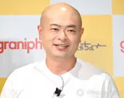 あばれる君、衝撃の日焼け姿を公開「ヤバいですって！」と反響
