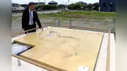 藍住・勝瑞城館跡の池泉庭園遺構、陶板模型で精密再現