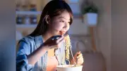 夕食にインスタントラーメンはアリ？「夜にインスタントは寂しい」理由を徹底考察
