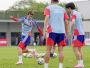 サッカー日本代表、一部非公開で調整 遠藤は全体練習不参加