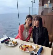 浅野ゆう子＆中山忍、豪華客船旅で20年の友情を祝福 馴れ初め告白も