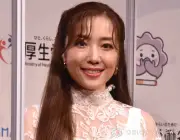 平原綾香、新幹線で「Jupiter」着信音の人物が後ろの席に！SNS驚き