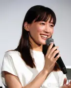 綾瀬はるか、決断力不足を痛感「弁当選びは人に決めてもらいます」
