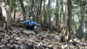 安土城が荒れ放題、国の特別史跡が廃墟化の危機 信長築城450年