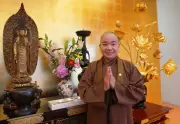 7歳で仏門に入った尼僧が開山、東京・足立区のベトナム人駆け込み寺に数百人が集結