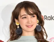 藤井サチ、ポルシェ・マカン納車に大興奮 第1子妊娠でSUVに乗り換え