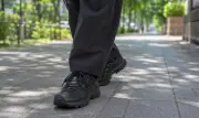【2026年最新】雨の日も晴れの日も履きたいゴアテックススニーカー人気モデル3選
