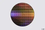 IBM、0.7nmプロセス半導体チップの試作に成功、2nm比で性能50％向上