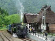 中国EV市場で日本勢苦戦、BYDが存在感増す背景