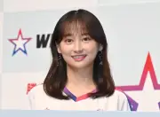 影山優佳、長谷川唯＆清水梨紗との豪華3ショットにファン歓喜「お姉さん史上最大のスケール感」